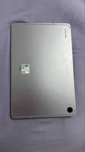 Samsung Galaxy Tab S9 FE 128GB - Semi-novo com plásticos de fábrica