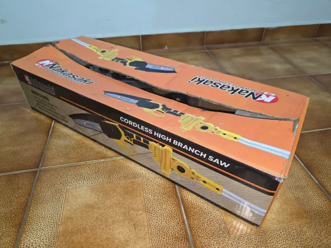 Podador a bateria Nakasaki galhos serra elétrica com cabo extensor