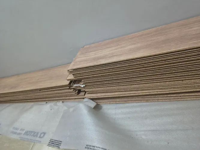Piso laminado click