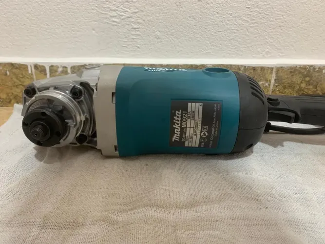 Esmerilhadeira Makita MT M0921 Nova 2200W Profissional 220V