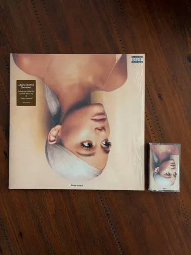 Bundle Ariana Grande Swetneer
