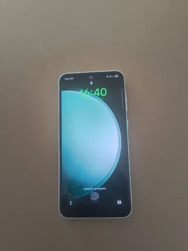 Celular Samsung s23FE