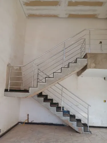 Corrimão e guarda corpo - fabricação e instalação