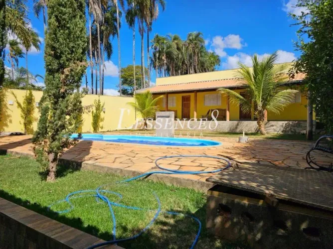 Chácara 6000m² com Piscina |Campo Limpo de Goiás | Oportunidade!
