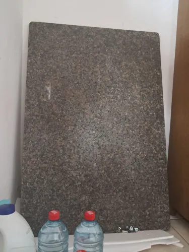 Pedra de granito, para sair logo!