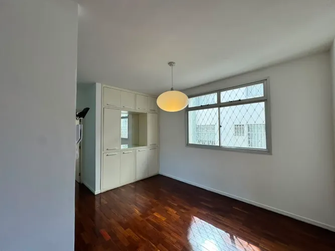 APARTAMENTO PARA LOCAÇÃO NO BAIRRO CIDADE JARDIM 4 QUARTOS 1 SUÍTE 2 VAGAS