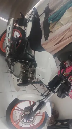 Moto Dafra Riva
