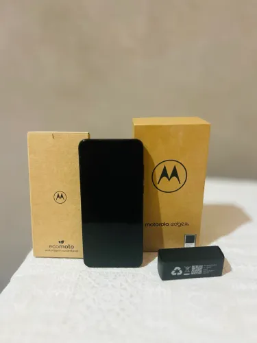 Vendo motorola edge 30 neo 5G 256 GB