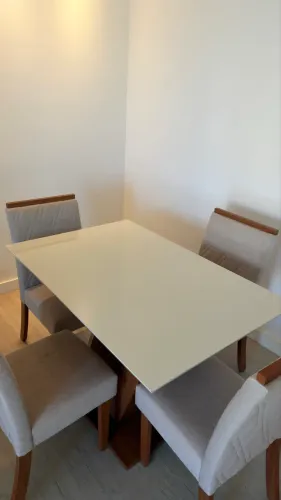 Conjunto Sala de Jantar Mesa Tampo MDF 4 Cadeiras