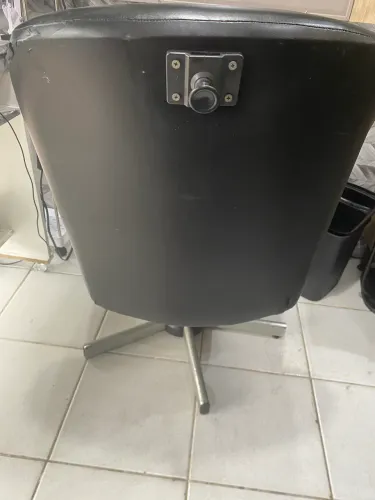Cadeira de salão hidráulica preta