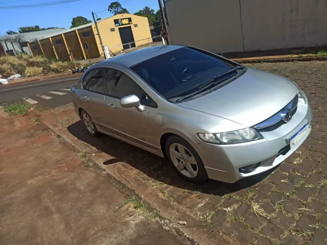 Honda Civic Sedan LXS 1.8/1.8 Flex 16V Aut. 4P 2010