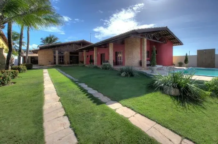 ALUGO POR TEMPORADA - Casa Luxo Beach Park - 7 Suítes AR/TV - 27 Pessoas - 50m da Praia