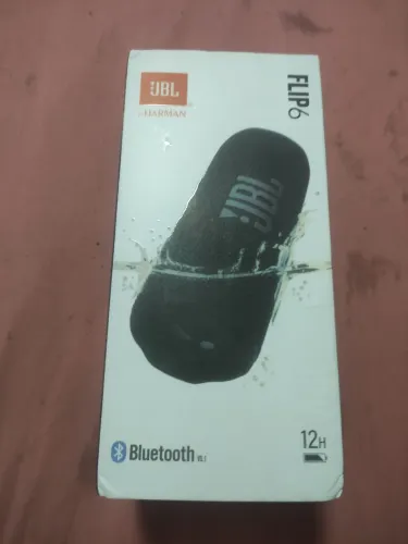 Caixa de som JBL FLIP6