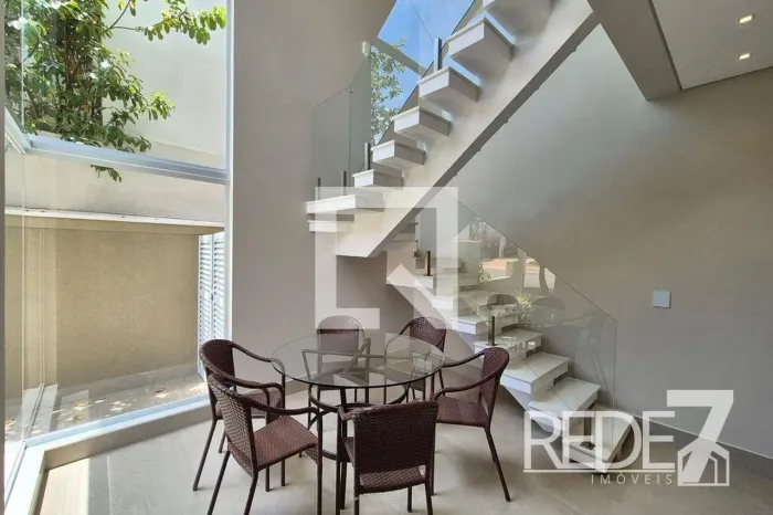 CASA RESIDENTIAL em Campinas - São Paulo, Swiss Park