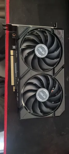 Placa rx 9060xt 16g