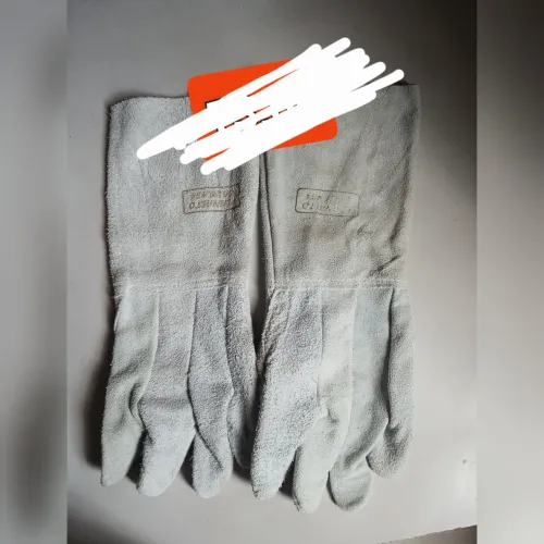 Luvas de couro