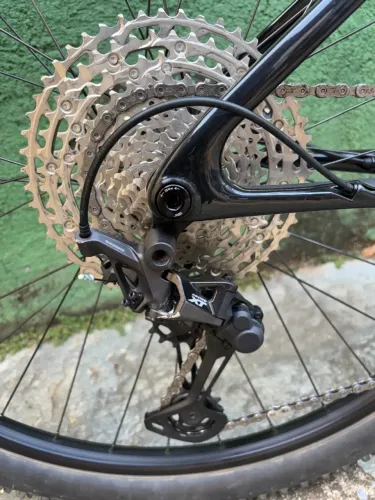 Bicicleta MTB Cannondale HT3 carbono
