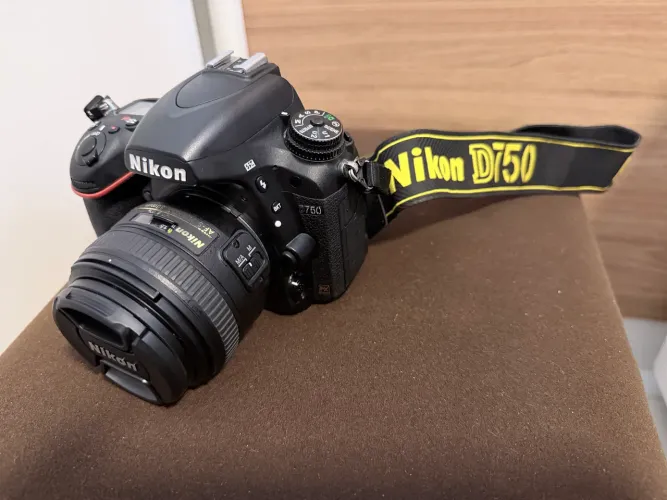 Máquina Fotográfica Nikon D750 + lente Nikkor 50 mm 1:4