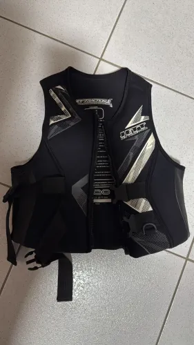 Coletes para jet ski
