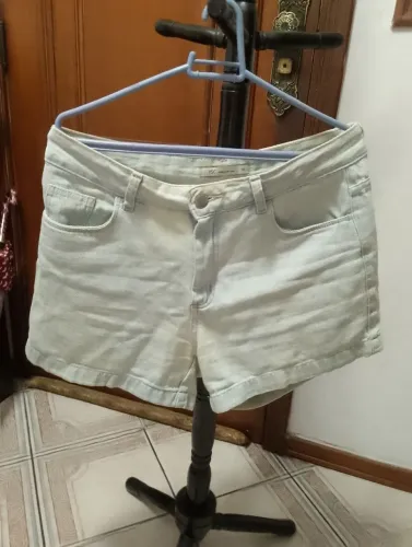 SHORT jeans