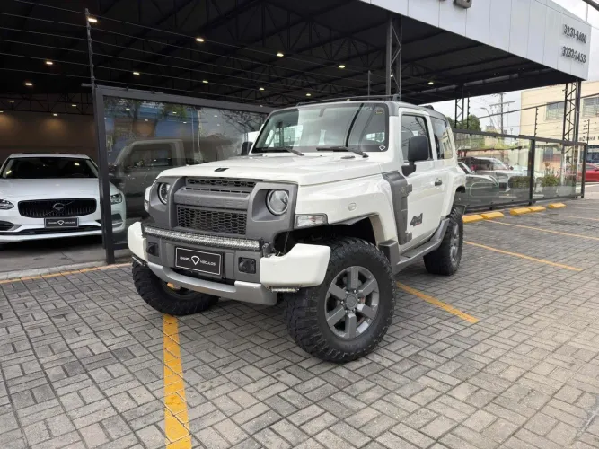 Troller T-4 XLT 3.2 2017