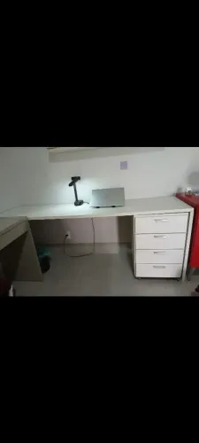 Vendo gaveteiro com rodinhas