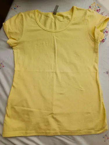 Blusa amarela tamanho P