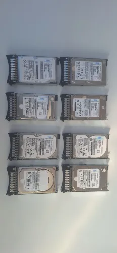 8 HDs SAS IBM 10000Rpm