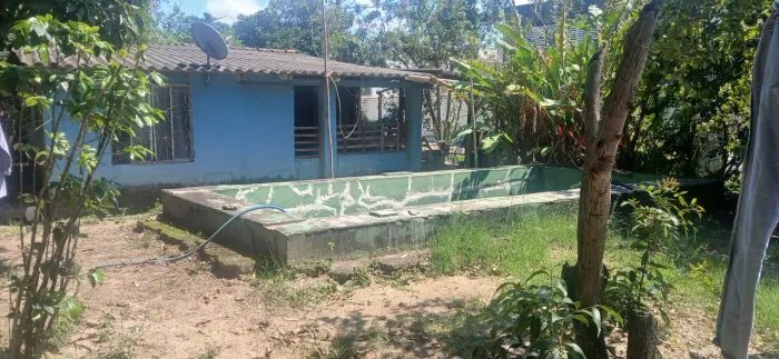 casas e terrenos