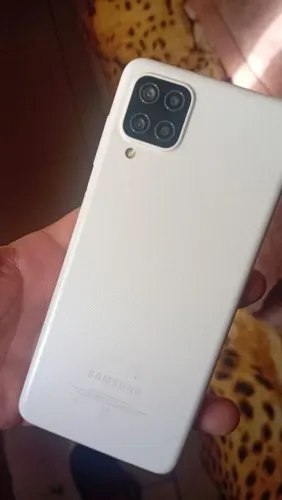 Samsung galaxy a12