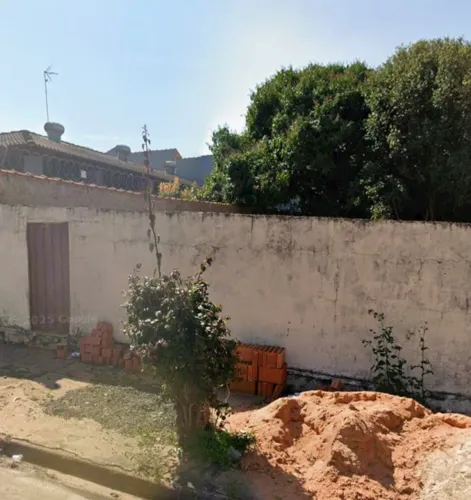 Terreno limpo 10m×25m