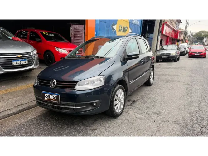 Volkswagen Spacefox Comf. I Motion 1.6 Flex 8V 5P 2011