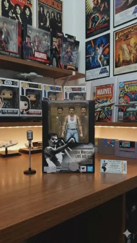 Figurine Queen - Freddie Mercury Live Aid Sh Figuarts 15cm