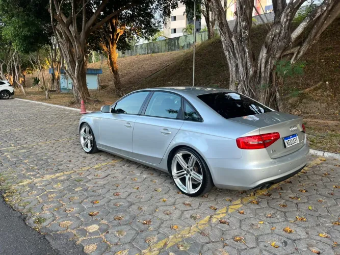 Audi A4 2.0 Avant 16V TFSI Quattro Stronic 2013