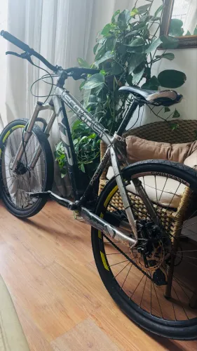 Scott YZ2 Project Octagon - Freios Hidráulicos - Shimano 24v