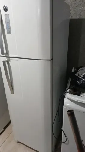 Geladeira Electrolux 310 l