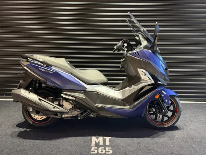 Dafra Cruisym 300 Scooter