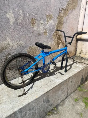 Quadro de bike azul aro 20