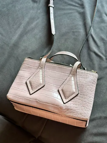 Bolsa tiracolo Zara rosa claro