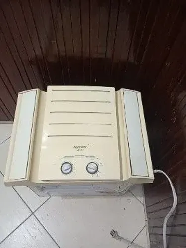 Vendo esse ar condicionado 10000 ptis