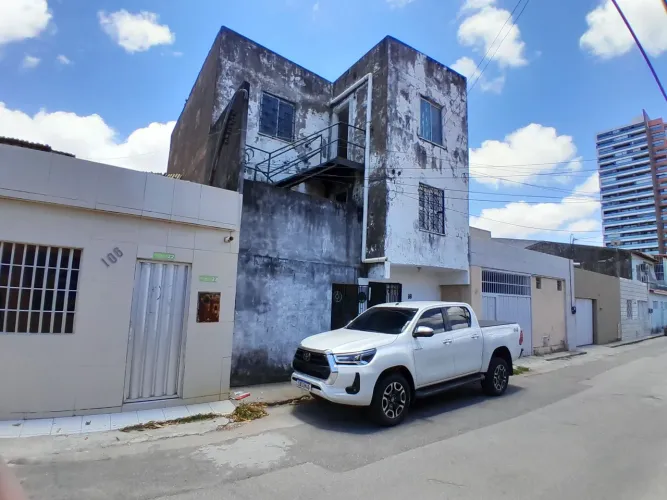 Casa Cidade 2000 para rentabilizar dividida em 4 liga 9 87 48 31 08 Diego 9989f crisadalia