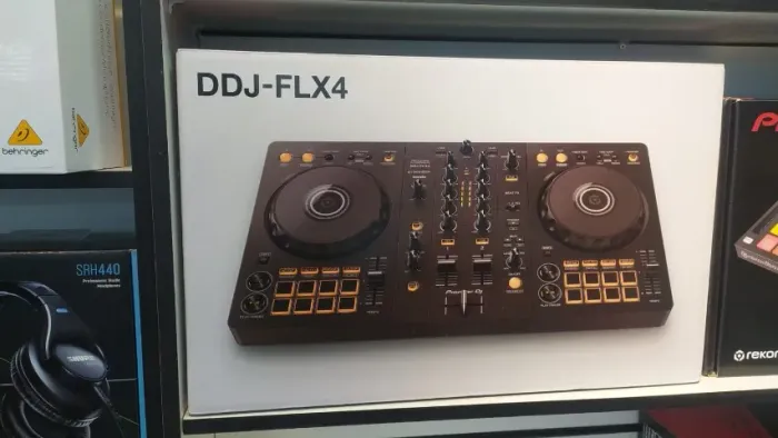 Controladora Pioneer DJ DDJ-FLX4 Black Oferta World Of Music