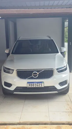 Volvo XC40 XC 40 T-4 Momentum 2.0 190cv FWD 2020