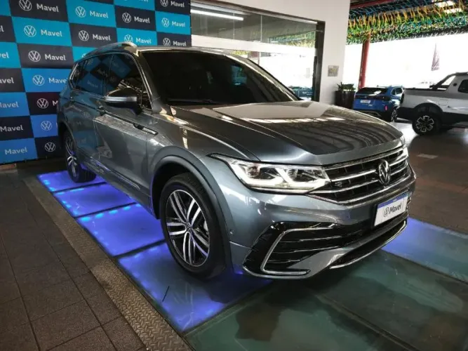 Volkswagen Tiguan Allspac R-line 300 TSI 2.0 2025