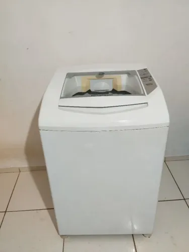 Brastemp clean 10 quilos 3 meses de garantia.