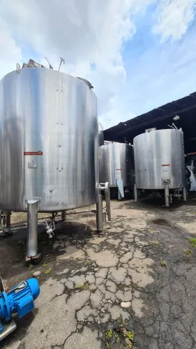 Tanque inox dupla agitação - 7.500 litros