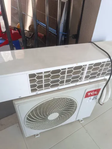 AR-CONDICIONADO TCL 18 MIL BTUS INVERTER 