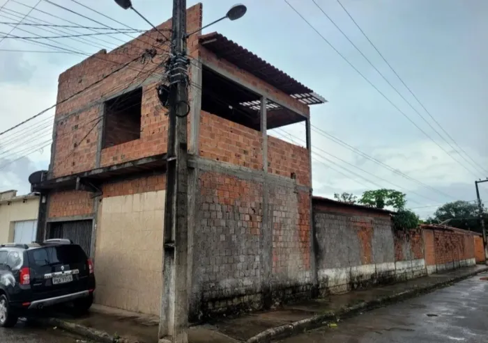 Oportunidade! Vendo Chave de Casa em Condomínio