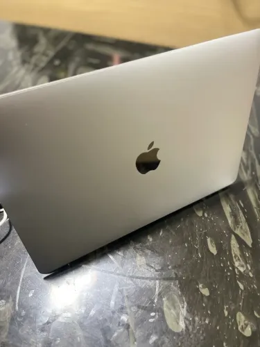MacBook Pro Touch Bar 2018 