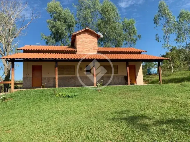 Chácara à Venda a 72 km de Goiânia - GO codigo: 366782